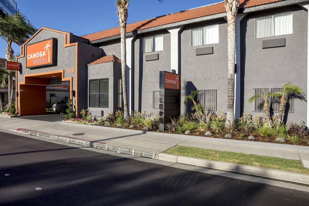 Canoga Hotel At Warner Center Los Angeles Exterior photo